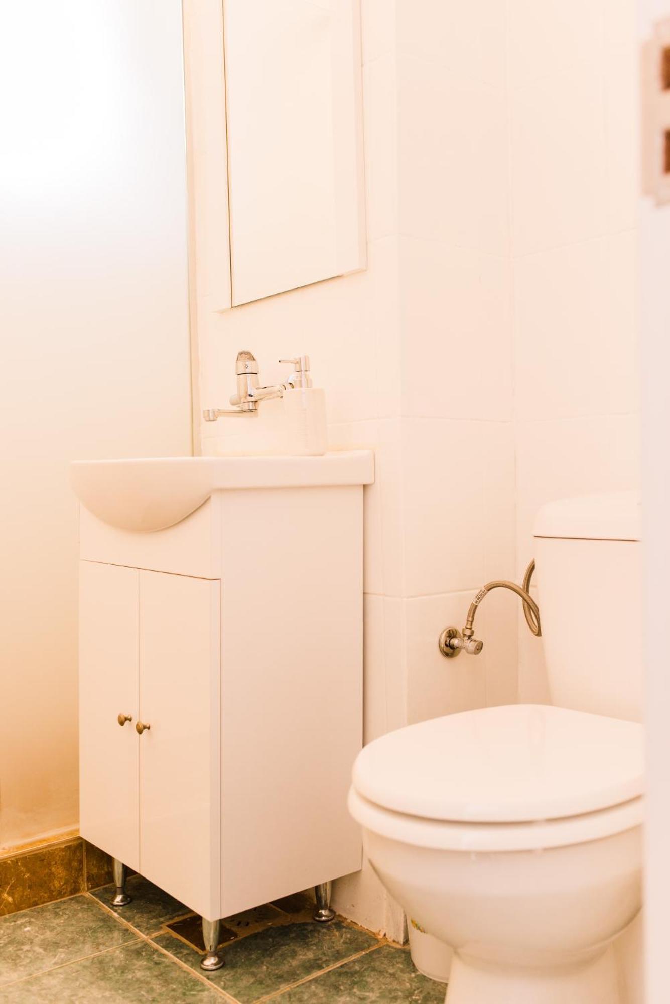 Riverside White Apartment Satu Mare Extérieur photo